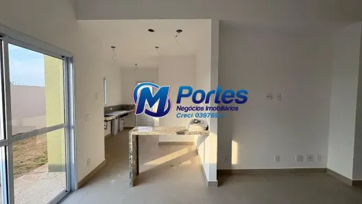 Casa de Condomínio com 2 Quartos à venda, 104m² no centro,