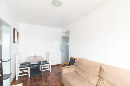 Apartamento com 2 Quartos para alugar, 63m² no Santo Antônio, Porto Alegre
