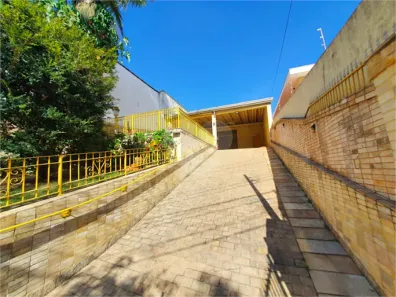 Sobrado com 3 Quartos à venda, 216m² no Jardim das Bandeiras, São Paulo