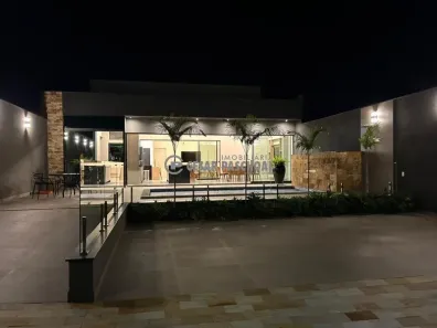 Casa de Condomínio com 4 Quartos à venda, 220m² no , Delfinópolis