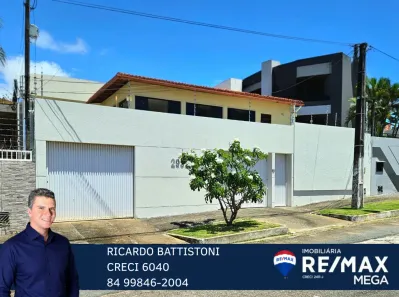 Casa com 4 Quartos à venda, 216m² no Capim Macio, Natal