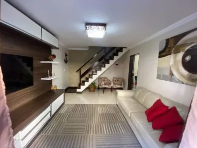 Casa de Condomínio com 3 Quartos à venda, 180m² no Jardim Caiçara, Cabo Frio