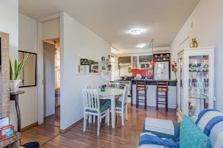 Apartamento com 2 Quartos à venda, 44m² no Mário Quintana, Porto Alegre