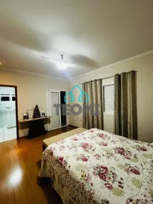 Casa com 3 Quartos à venda, 220m² no Jardim Maria Augusta, Taubaté