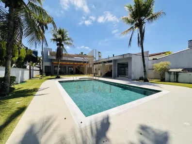Casa de Condomínio com 5 Quartos à venda, 460m² no Jardim Acapulco, Guarujá