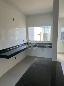 Casa com 3 Quartos à venda, 90m² no Jardim Canaã, Uberlândia