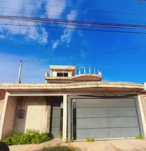 Casa com 3 Quartos à venda, 170m² no Centro, Serrana