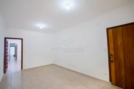 Sobrado com 2 Quartos à venda, 162m² no Pinheirinho, Santo André