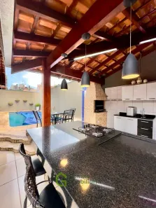 Casa com 4 Quartos à venda, 339m² no Jardim Vivendas, São José do Rio Preto