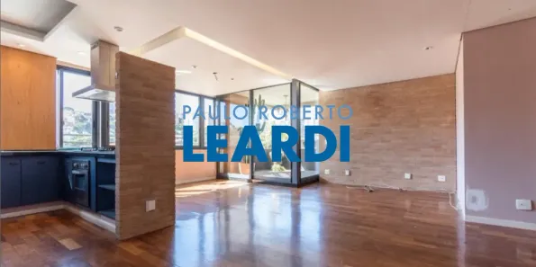 Apartamento com 2 Quartos para alugar, 127m² no Vila Madalena, São Paulo