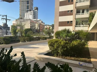 Apartamento com 3 Quartos para alugar, 120m² no Barra, Salvador