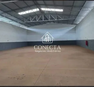 Galpão/Depósito/Armazém para alugar, 750m² no Distrito Industrial, Uberlândia
