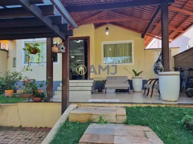 Casa com 3 Quartos à venda, 140m² no Sítio de Recreio Ipê, Goiânia