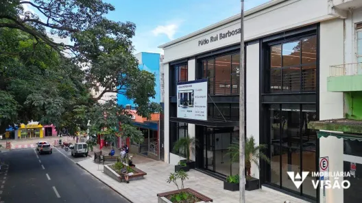 Ponto Comercial para alugar, 2000m² no Centro, Uberaba