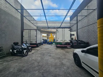 Galpão/Depósito/Armazém à venda, 300m² no Jardim Santa Francisca, Guarulhos