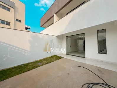 Casa com 3 Quartos à venda, 110m² no Santa Amélia, Belo Horizonte