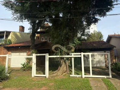 Imóvel Comercial com 3 Quartos para alugar, 277m² no Centro, Gravataí