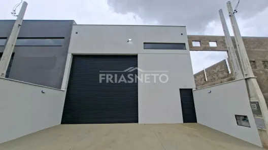 Galpão/Depósito/Armazém para alugar, 180m² no Dois Córregos, Piracicaba