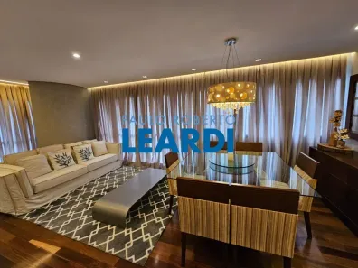 Apartamento com 3 Quartos para alugar, 155m² no Indianópolis, São Paulo