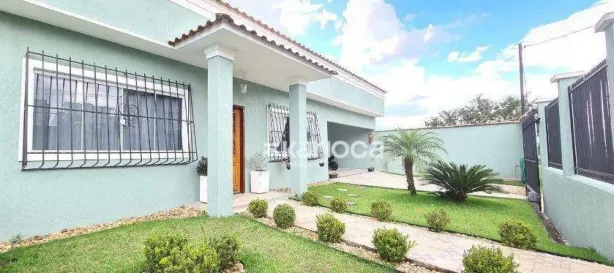 Casa de Condomínio com 3 Quartos à venda, 250m² no Parque Ipiranga II, Resende