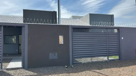 Casa com 1 Quarto à venda, 68m² no Tiradentes, Campo Grande