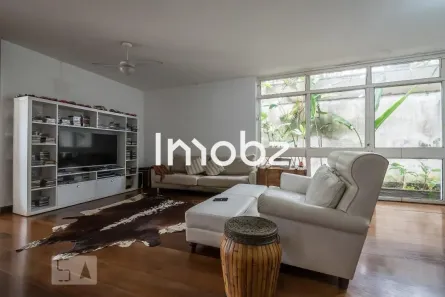Casa com 4 Quartos à venda, 1300m² no Chácara Monte Alegre, São Paulo