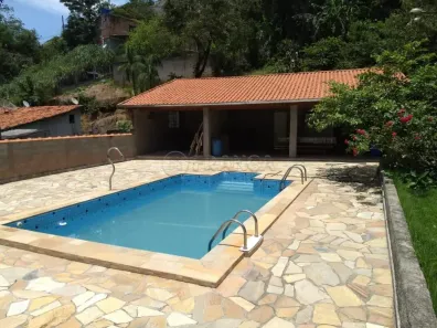 Fazenda/Sítio com 3 Quartos à venda, 180m² no Jardim São Gabriel, Jacareí