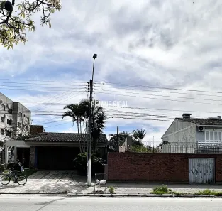 Casa com 3 Quartos à venda, 250m² no Centro, Pelotas