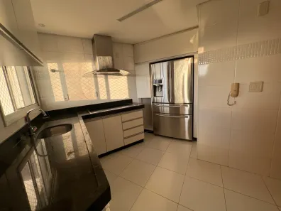 Apartamento com 3 Quartos à venda, 91m² no Jardim Goiás, Goiânia