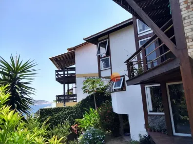 Casa com 3 Quartos à venda, 250m² no Camboinhas, Niterói