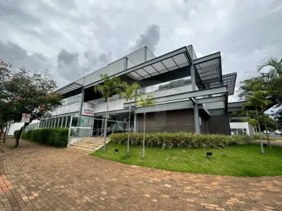 Ponto Comercial para alugar, 387m² no Alto Umuarama, Uberlândia