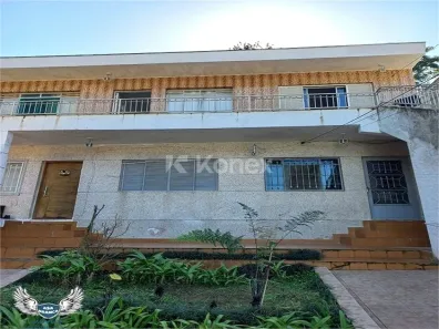 Sobrado com 4 Quartos à venda, 300m² no Vila Amélia, São Paulo