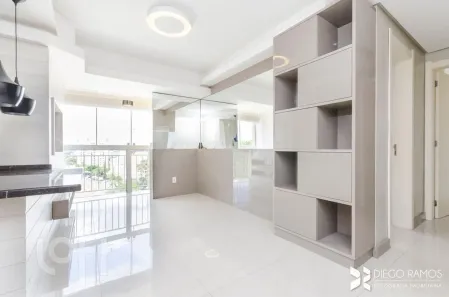 Apartamento com 2 Quartos à venda, 61m² no Jardim Carvalho, Porto Alegre