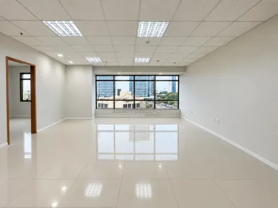 Sala Comercial à venda, 78m² no Parque Residencial Aquarius, São José dos Campos