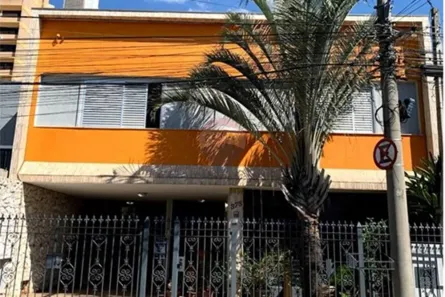 Sobrado com 3 Quartos à venda, 258m² no Centro, Itapira