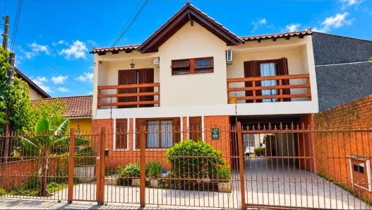 Casa com 4 Quartos à venda, 359m² no Nonoai, Porto Alegre
