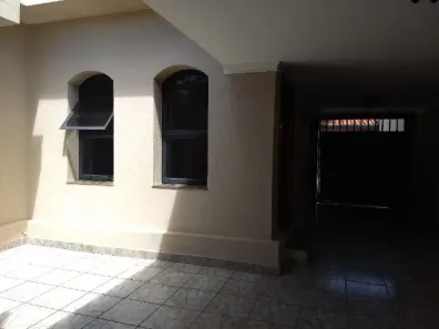 Casa com 3 Quartos à venda, 239m² no Campos Elíseos, Ribeirão Preto