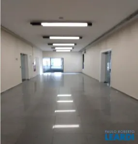 Sala Comercial para alugar, 242m² no República, São Paulo