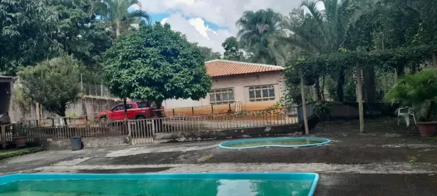 Fazenda/Sítio com 4 Quartos à venda, 400m² no Vila São José, Brasília