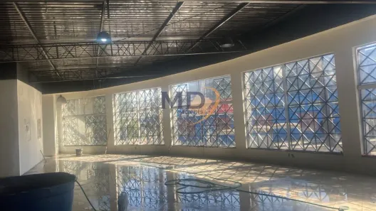Galpão/Depósito/Armazém para alugar, 380m² no Vila Curuçá, Santo André