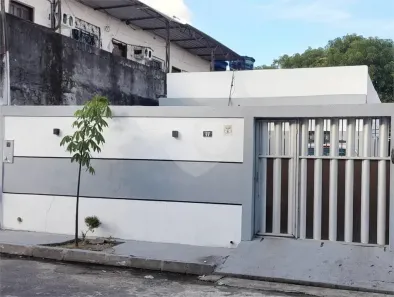 Casa com 2 Quartos à venda, 75m² no Novo Aleixo, Manaus