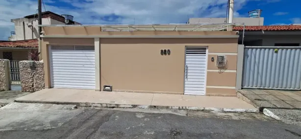 Casa com 4 Quartos à venda, 200m² no Gruta de Lourdes, Maceió