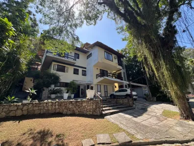 Casa de Condomínio com 4 Quartos à venda, 274m² no Itaipu, Niterói