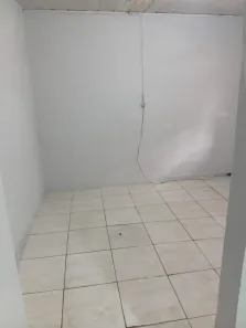 Casa com 2 Quartos para alugar, 75m² no Vila Nivi, São Paulo