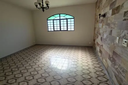 Casa com 3 Quartos à venda, 268m² no Concórdia, Belo Horizonte