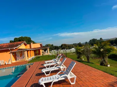 Fazenda/Sítio com 6 Quartos à venda, 600m² no Distrito do Porto, Capela do Alto