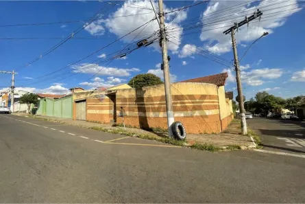 Casa com 4 Quartos à venda, 315m² no Centro, Araxá