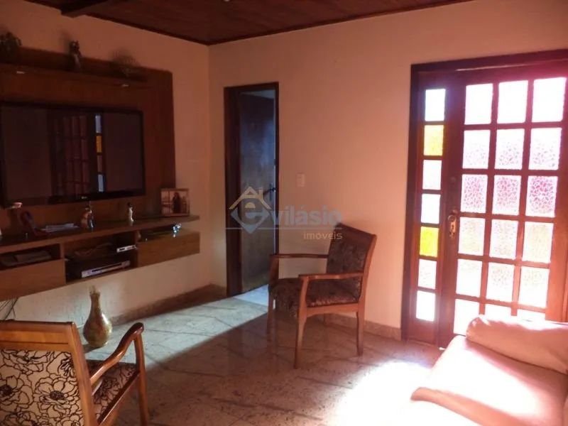 Casa com 3 quartos — Dona Clara, Belo Horizonte