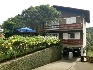 Apartamento com 2 Quartos à venda, 99m² no Jardim Cascata, Teresópolis
