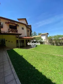 Sobrado com 5 Quartos à venda, 450m² no Jardim Flor da Montanha, Guarulhos